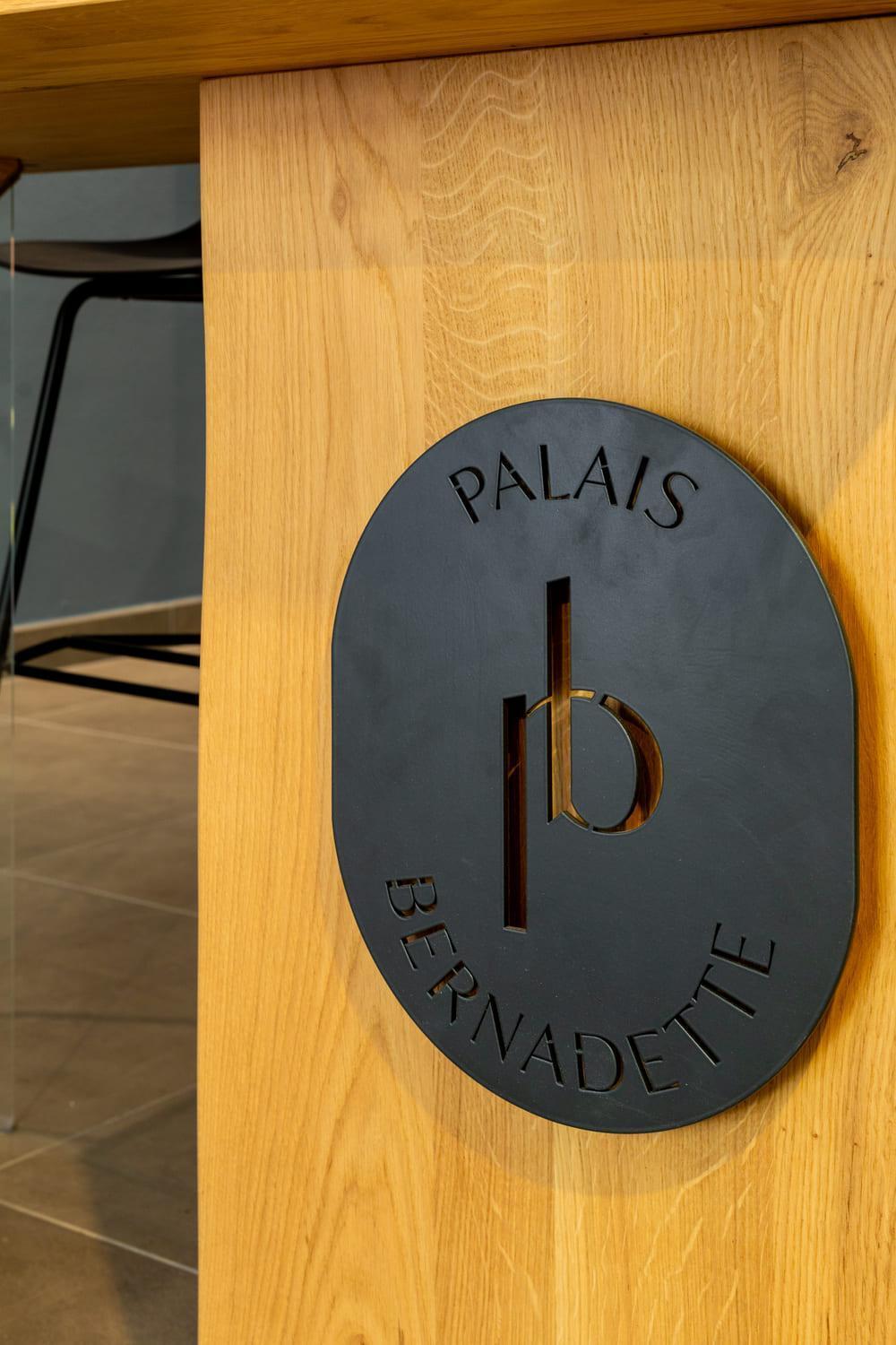 Palais Bernadette Aparthotel Parma Eksteriør bilde